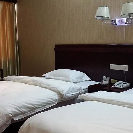 Kunming Liheng Hotel מראה חיצוני תמונה