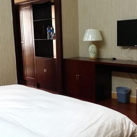 Kunming Liheng Hotel מראה חיצוני תמונה